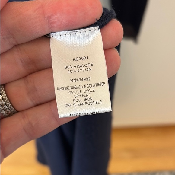 Navy and Gray Long Sleeve Dress - Picture 3 of 5